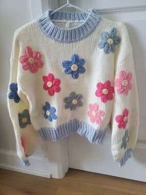 Cream Floral Appliqué Knit Sweater with Light Blue Trim